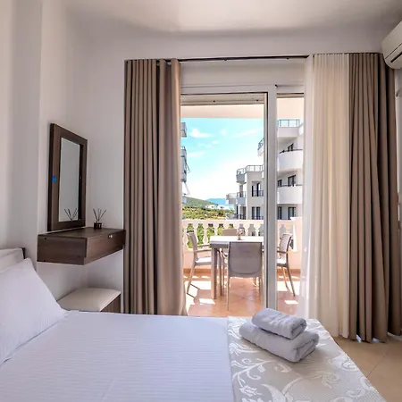 公寓 Parid Sarandë