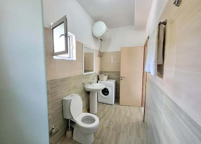 Parid Appartments 公寓 *