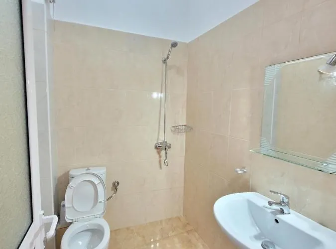 Parid Appartments 公寓 *