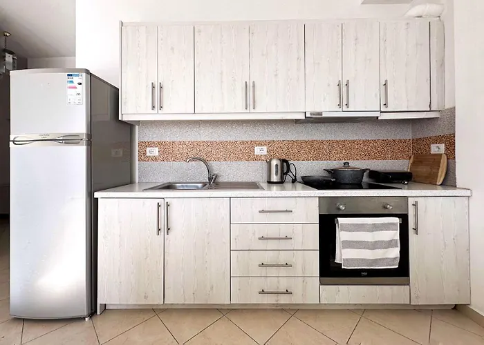 Parid Appartments 公寓 *