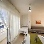Parid Appartments *