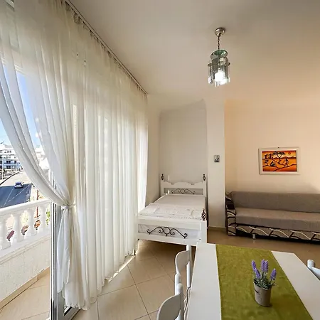 Parid Appartments *